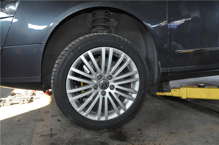 邁騰剎車改裝升級(jí)英國(guó)AP9200剎車套件