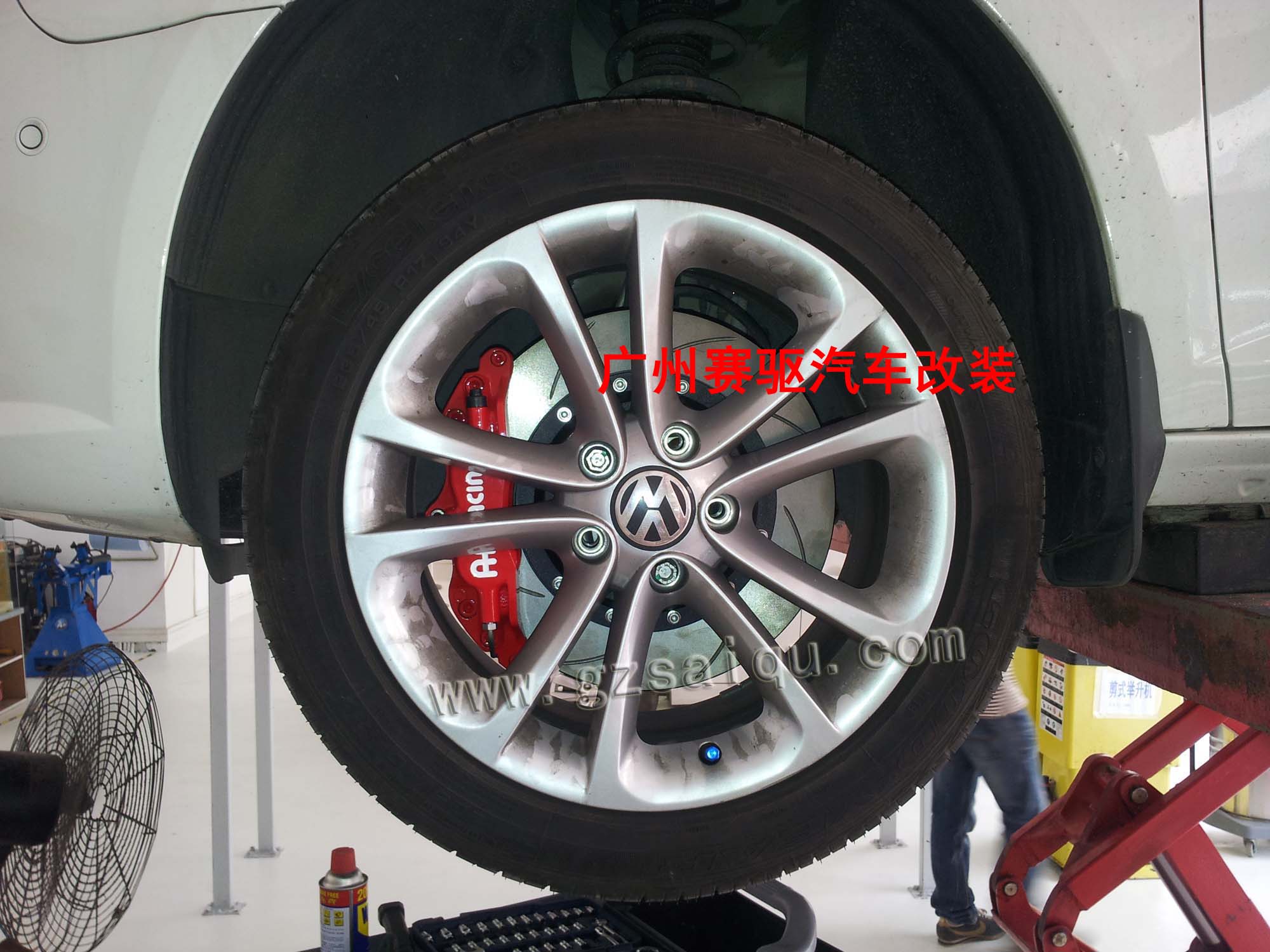 大眾CC改裝AP5200四活塞鮑魚