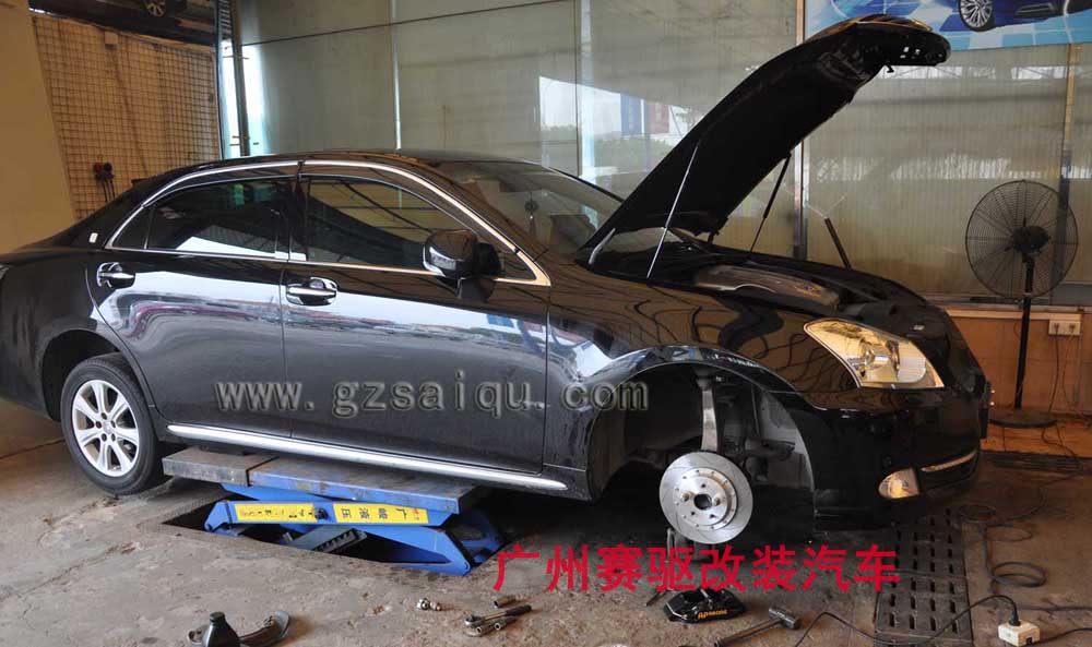 豐田皇冠升級AP5200剎車系統