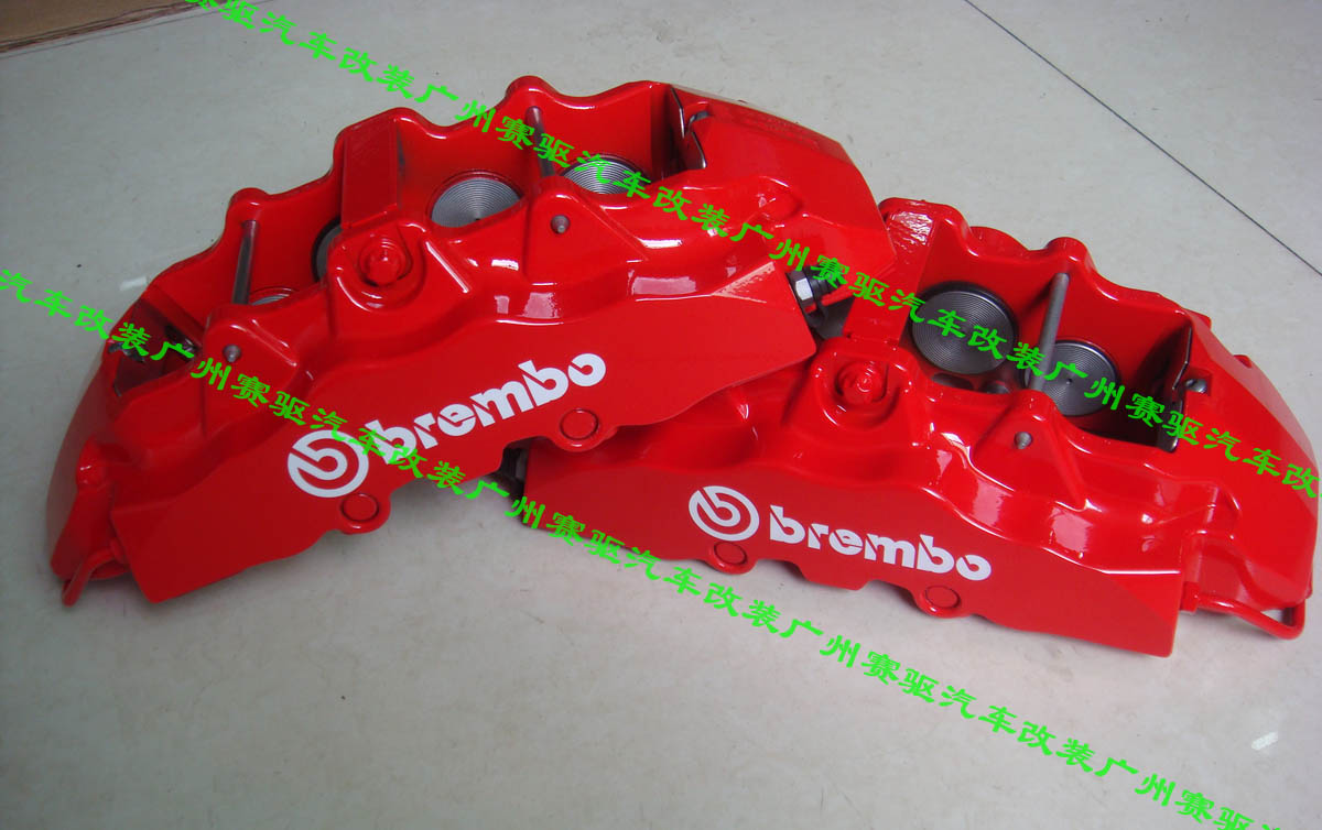意大利BREMBO 紅色8活塞競技版卡鉗 BREMBO GT版8活塞鮑魚 大大提升剎車性能