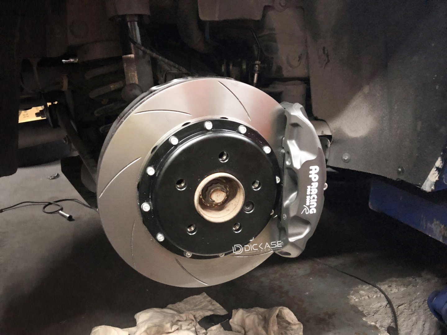 寶馬F20改裝，AP5000R競技系列剎車